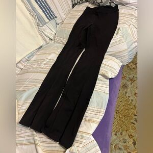 Alo small black yoga pants great shape